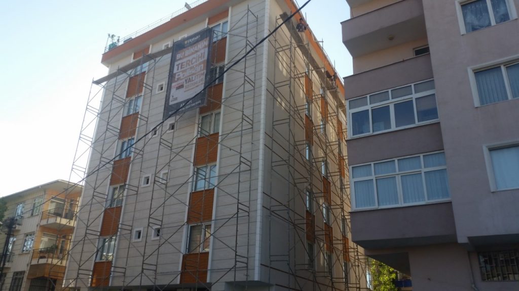 altıntaş apartmanı mantolama